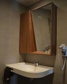 Hotel Drie Eiken Edegem 4*,